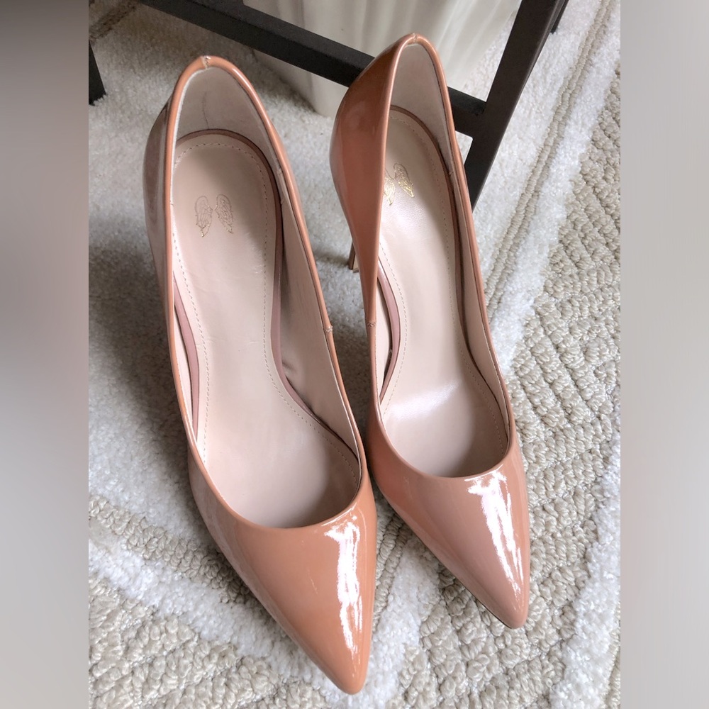 Victoria’s Secrets patent leather pumps